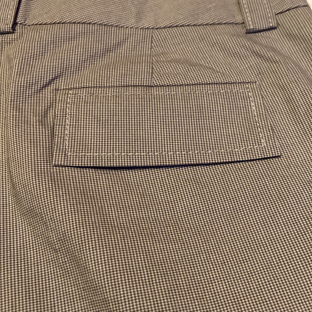 NWT BANANA REPUBLIC Size 0 Stretch Shorts - Picture 9 of 12